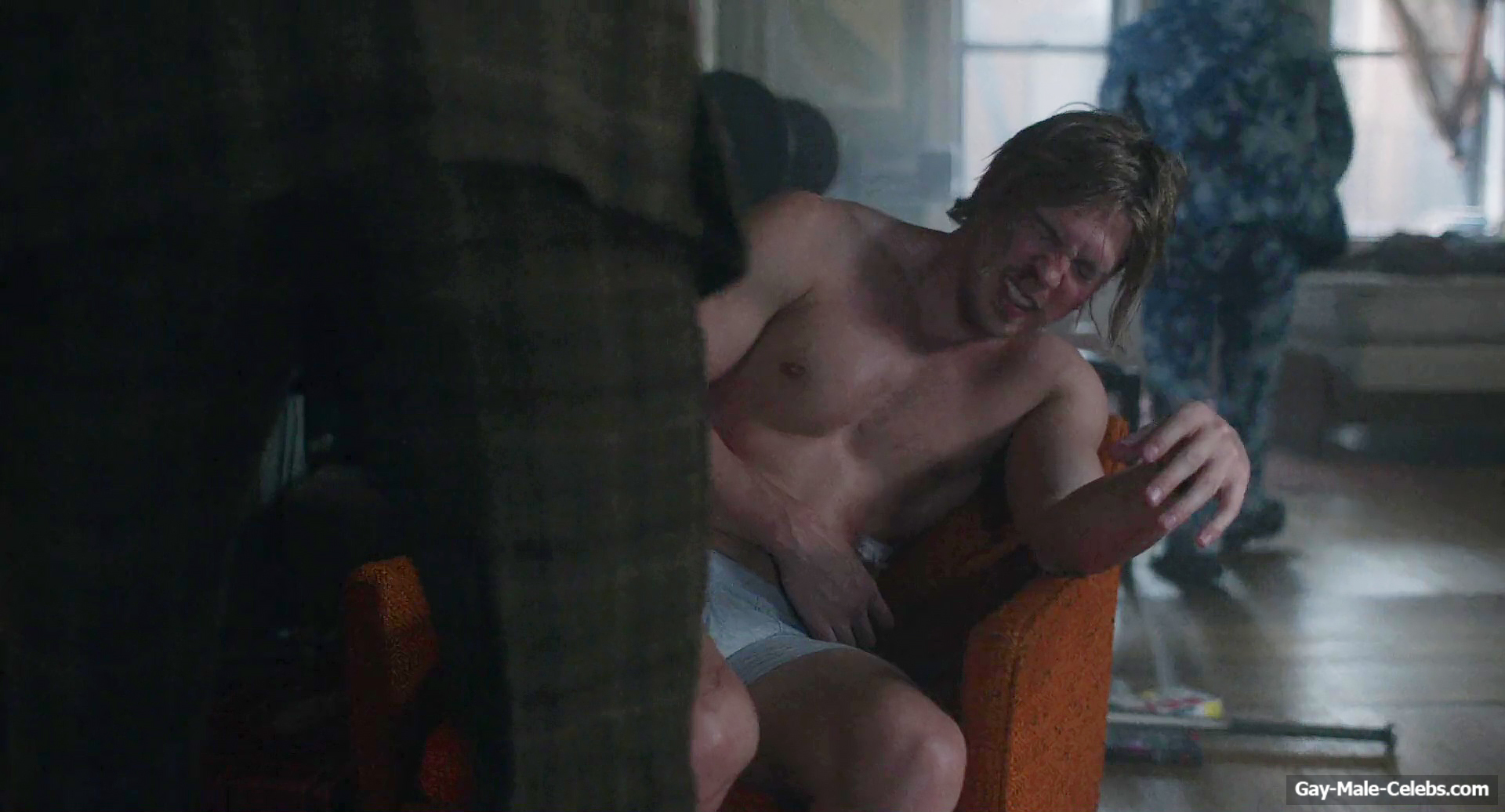 Austin Butler naked torso