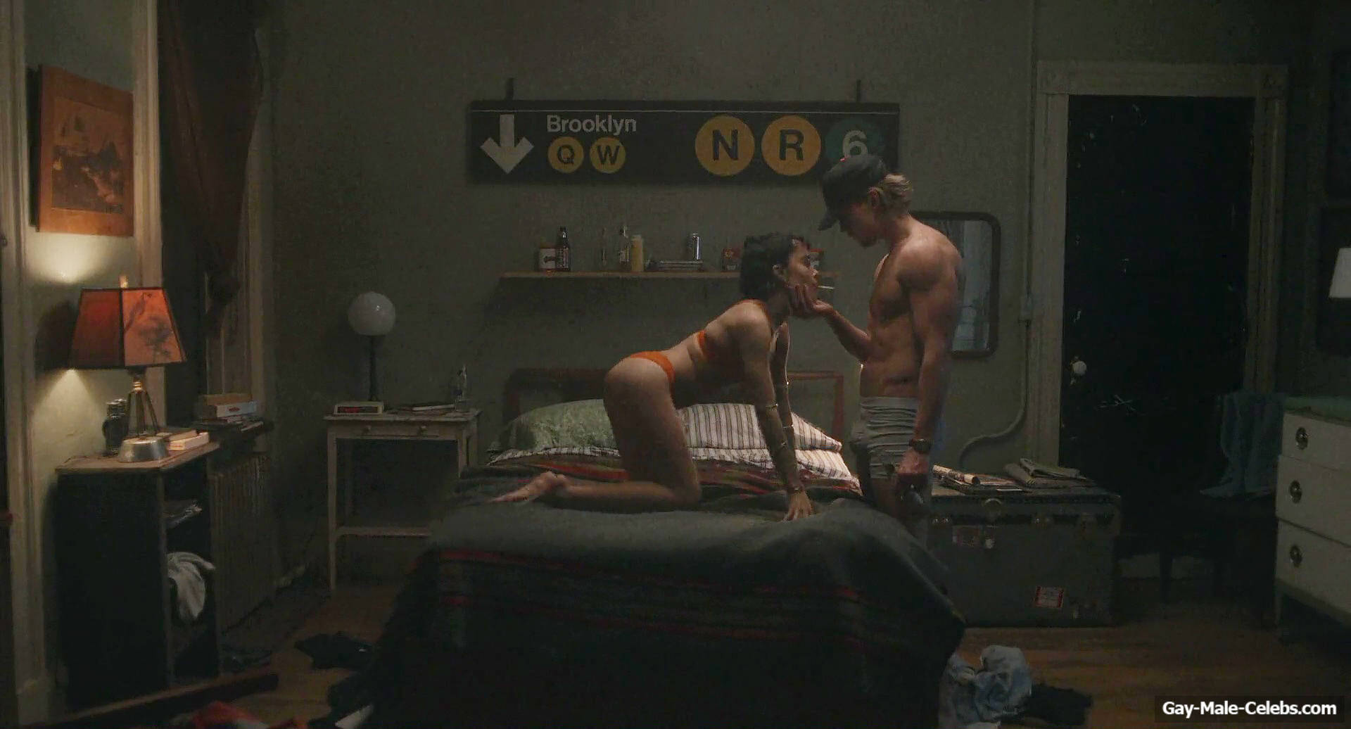 Austin Butler nude in Caught Stealing