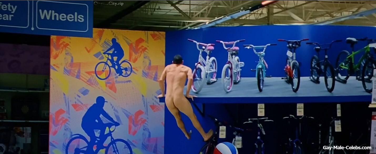 Channing Tatum nude in Roofman