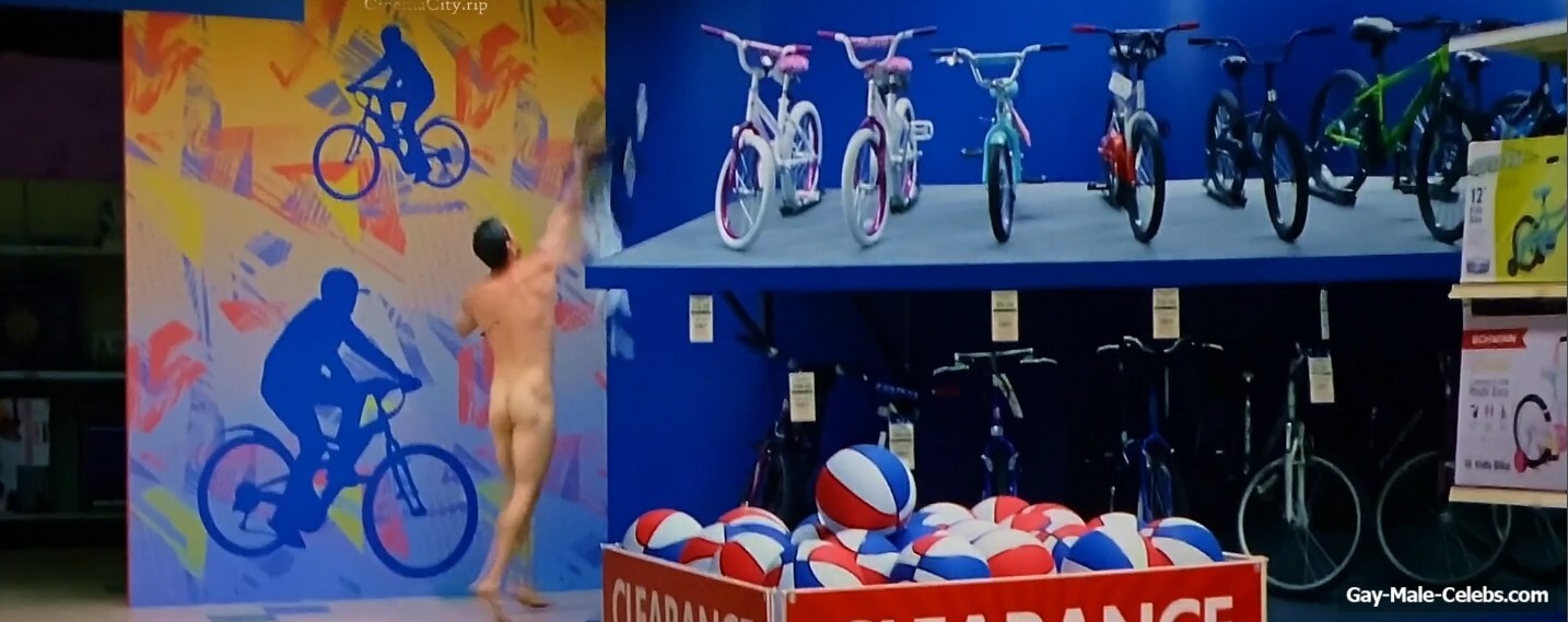 Channing Tatum nude in Roofman