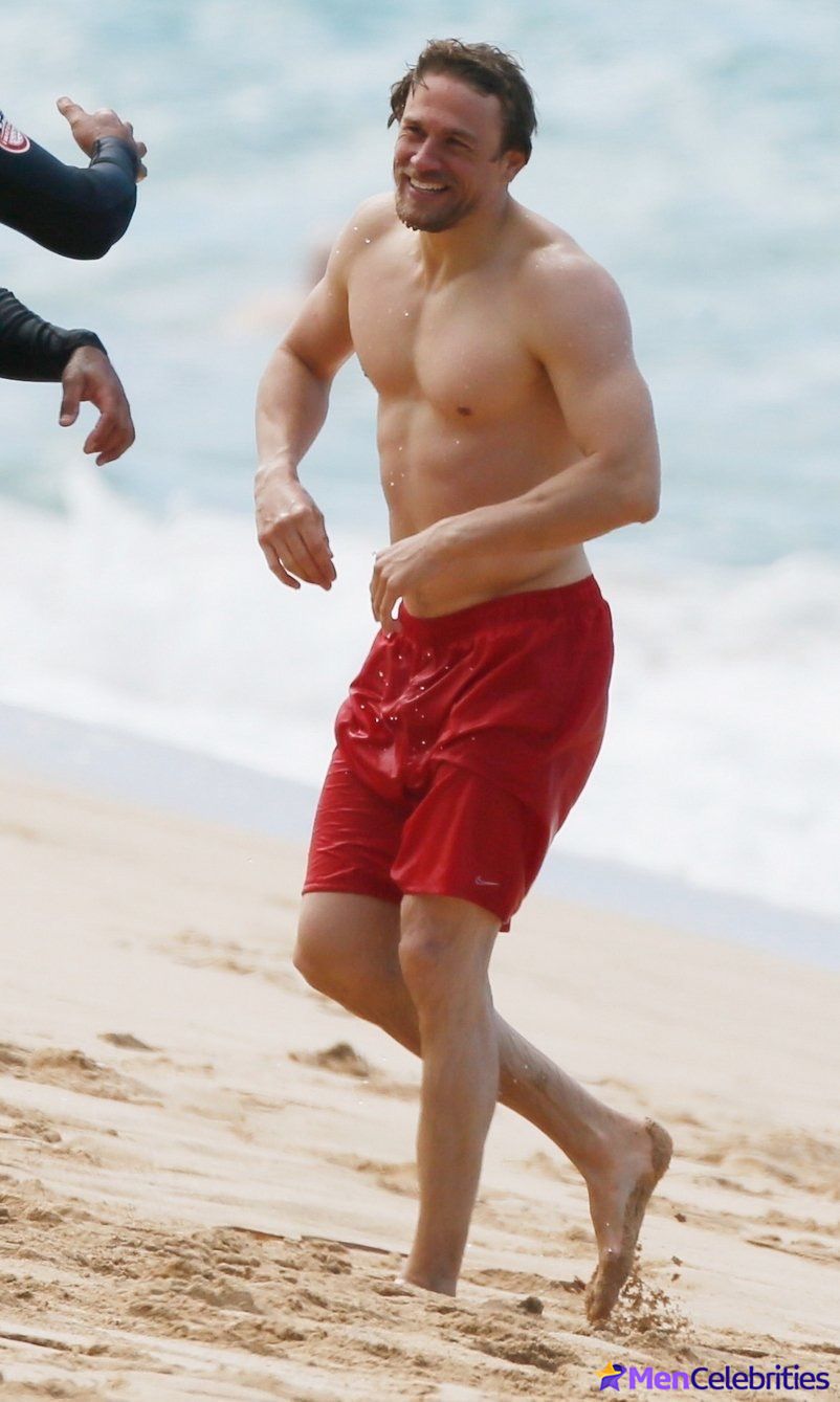 Charlie Hunnam dick photos