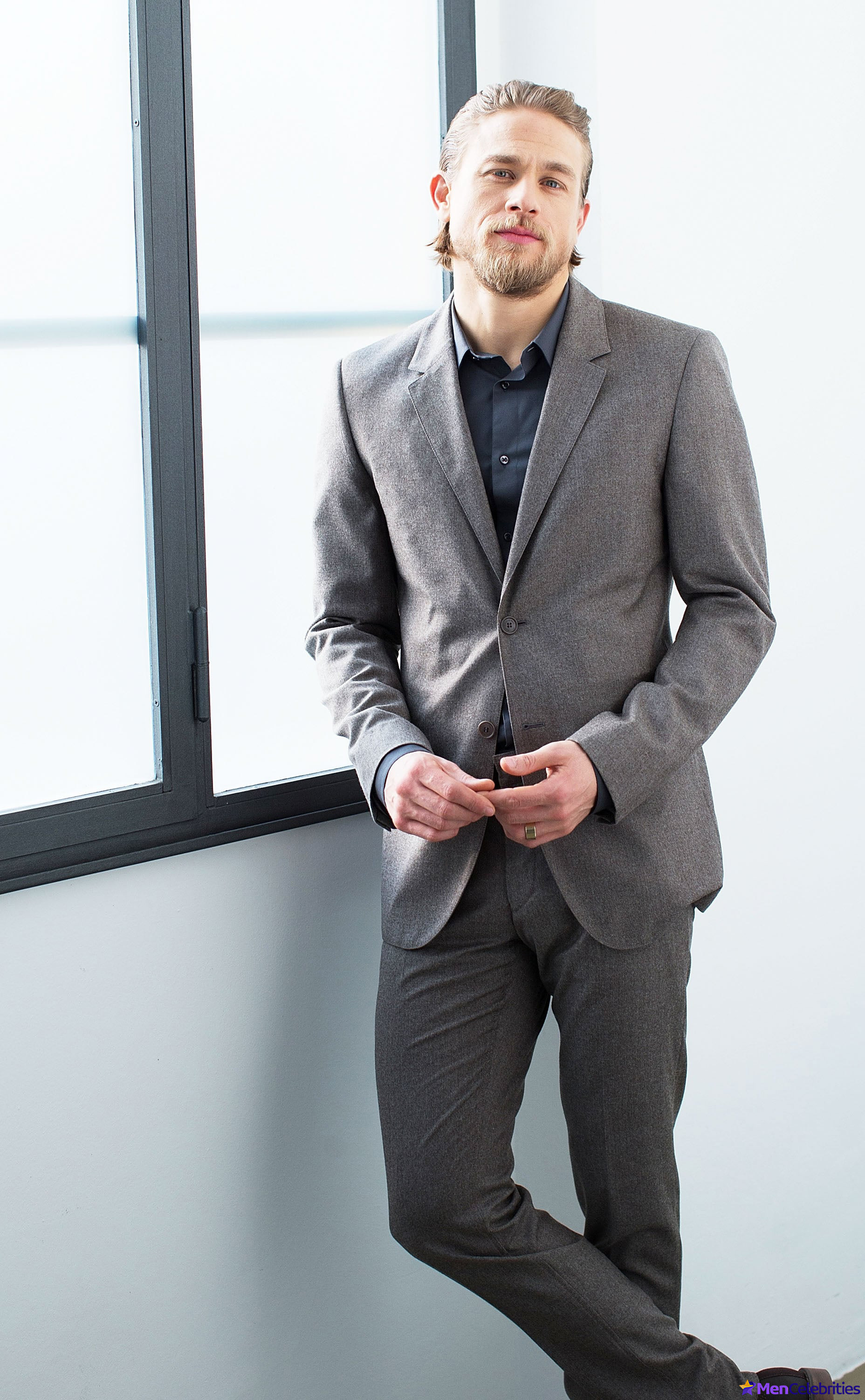 Charlie Hunnam exposed