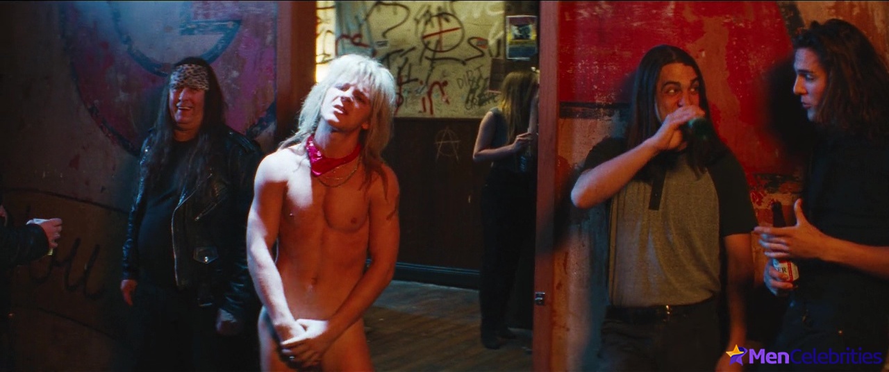 Daniel Webber nude pics