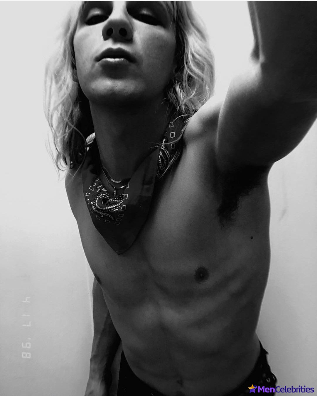 Daniel Webber shirtless shots