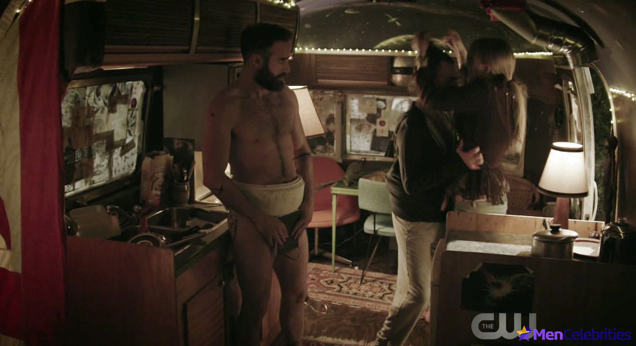 Joshua Sasse exposed