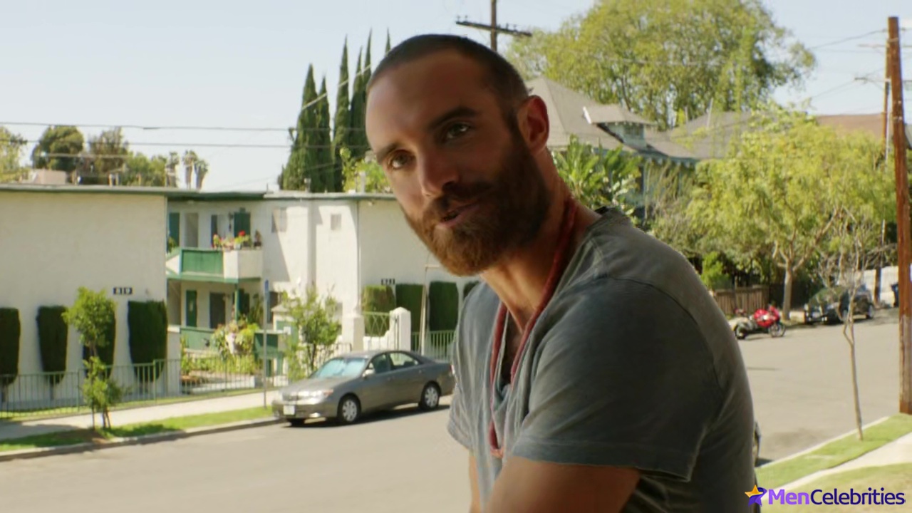 Joshua Sasse nude uncensored pics