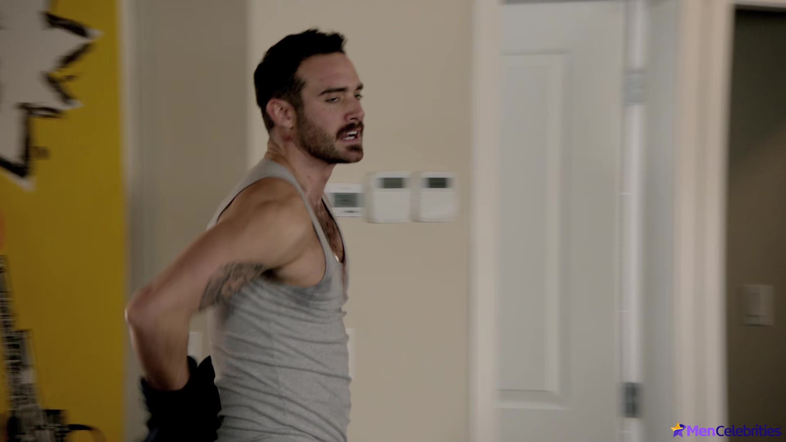 Joshua Sasse nude uncensored pics