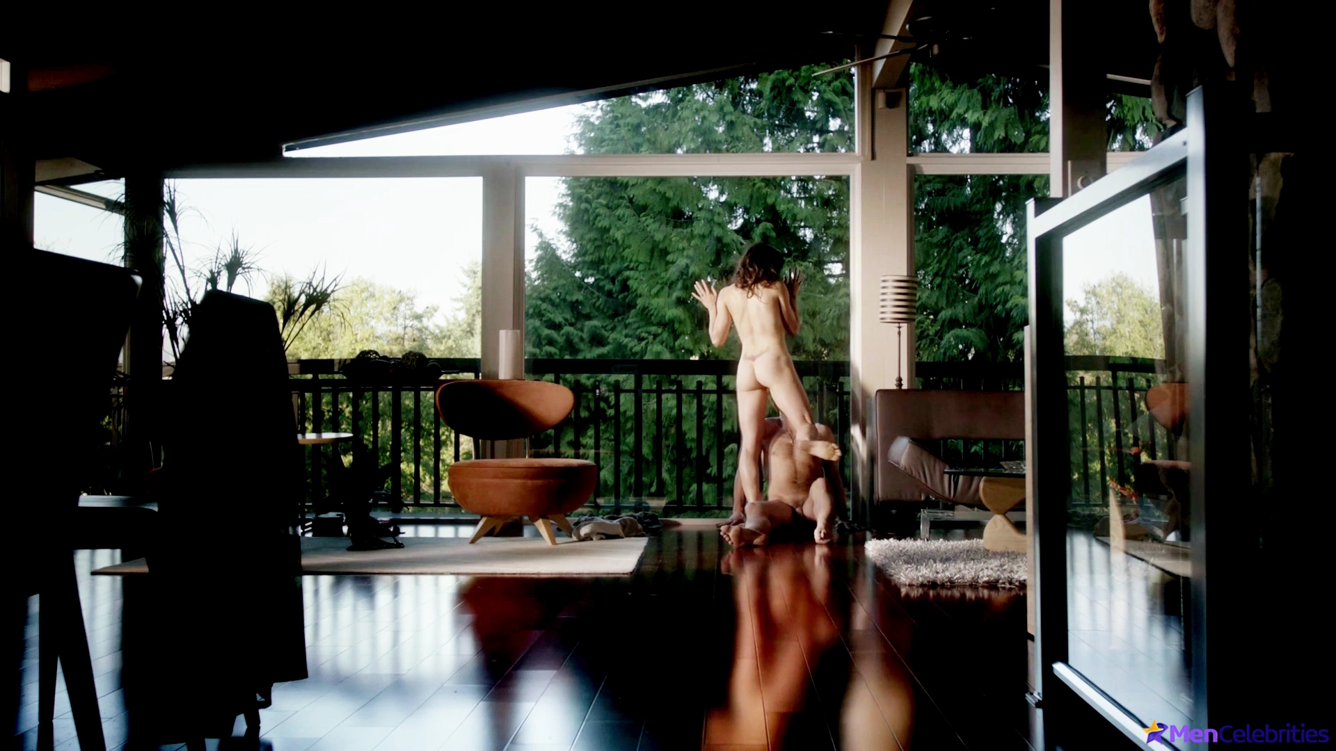 Joshua Sasse nude uncensored pics