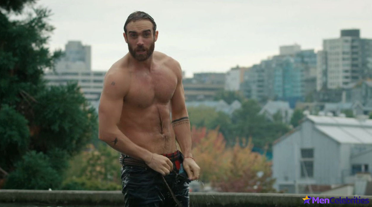 Joshua Sasse nude uncensored pics