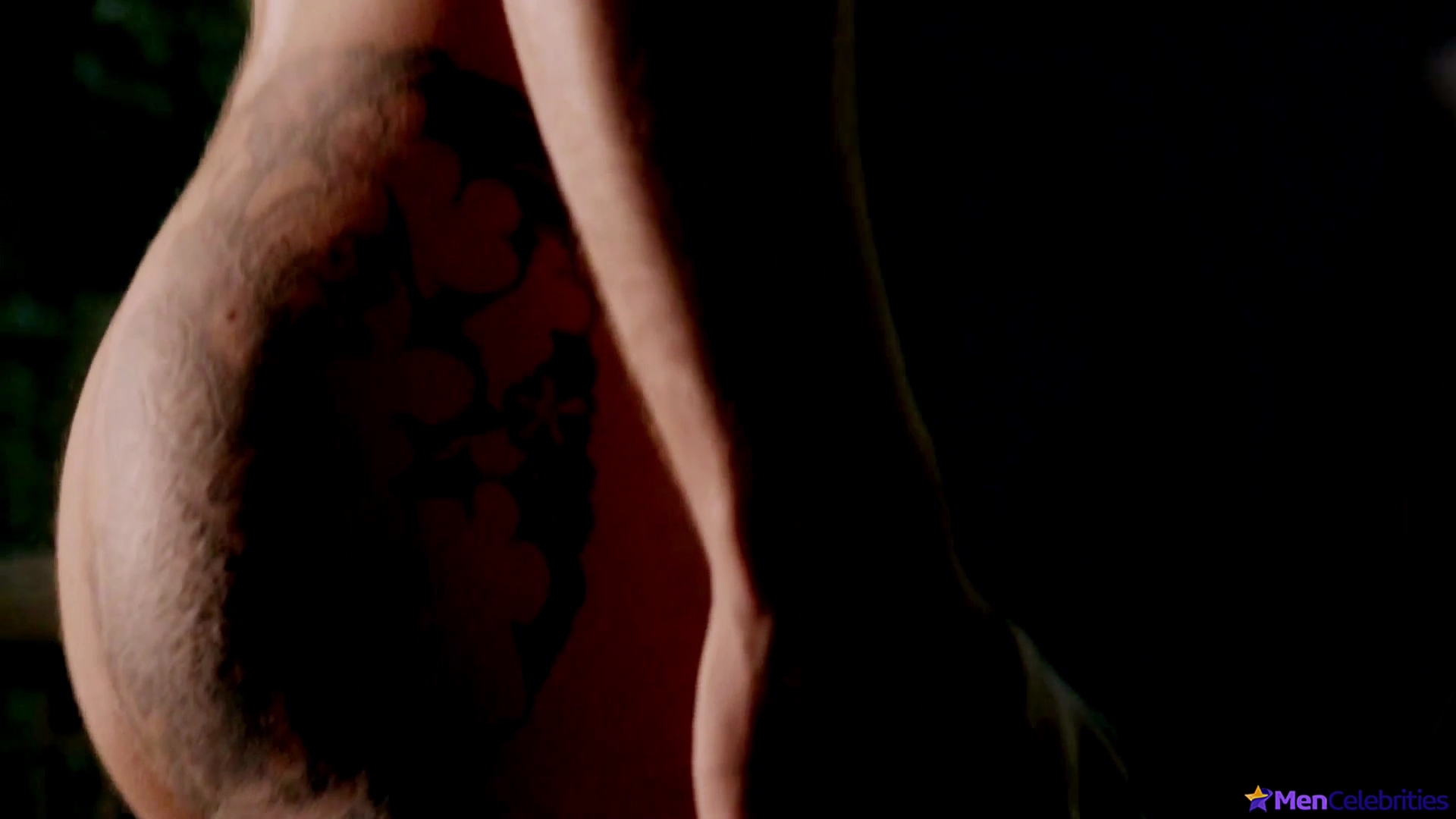 Joshua Sasse nude uncensored pics