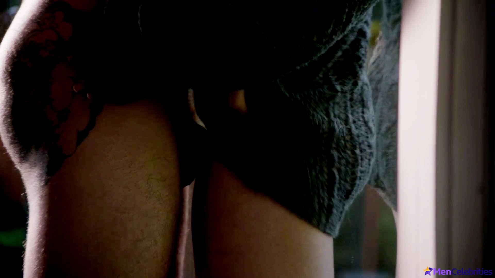 Joshua Sasse nude uncensored pics