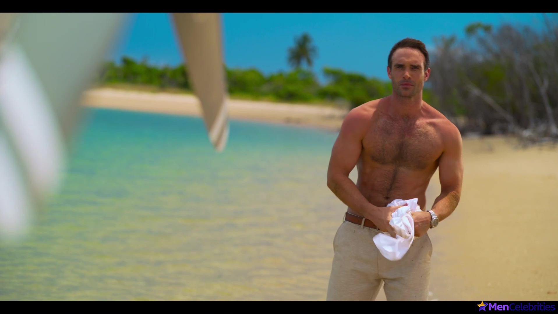 Joshua Sasse nude uncensored pics