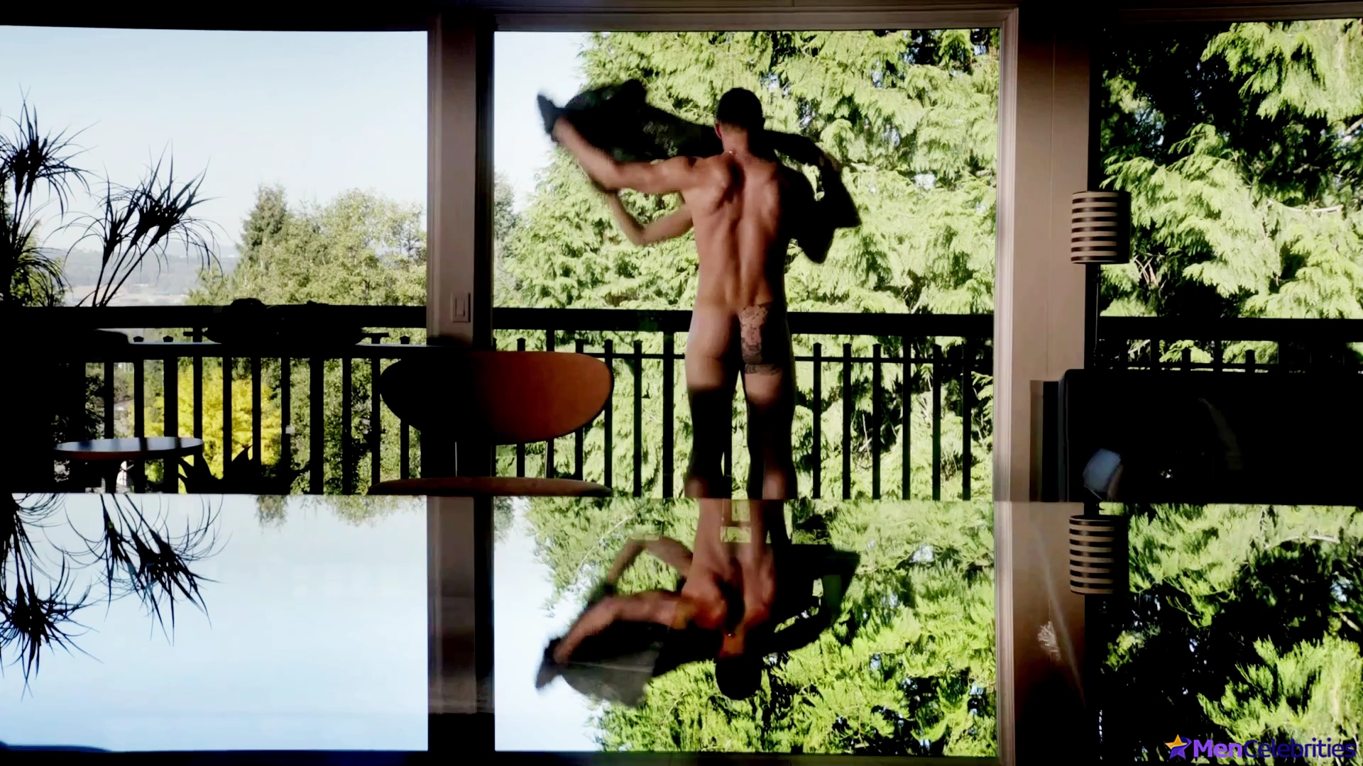 Joshua Sasse nude uncensored pics