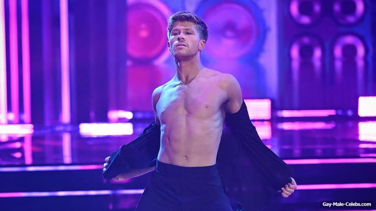 Robert Irwin gat naked