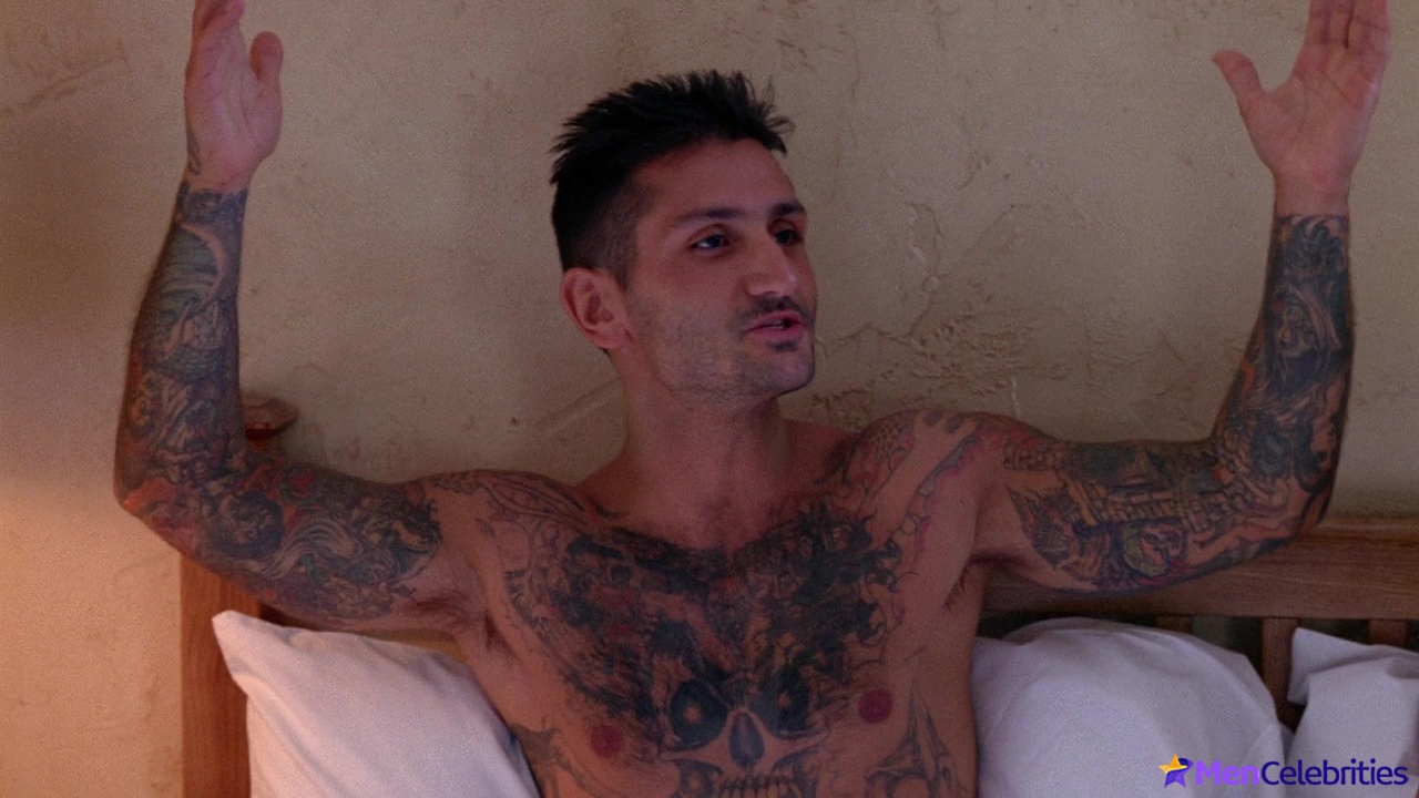 Robert LaSardo nude photos