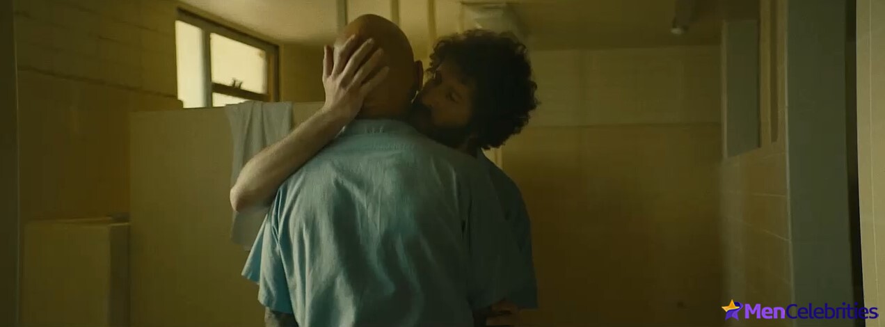 Robert LaSardo nude photos