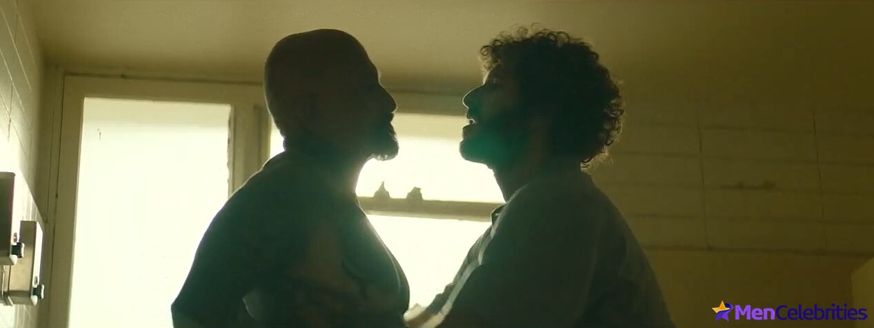 Robert LaSardo nude photos