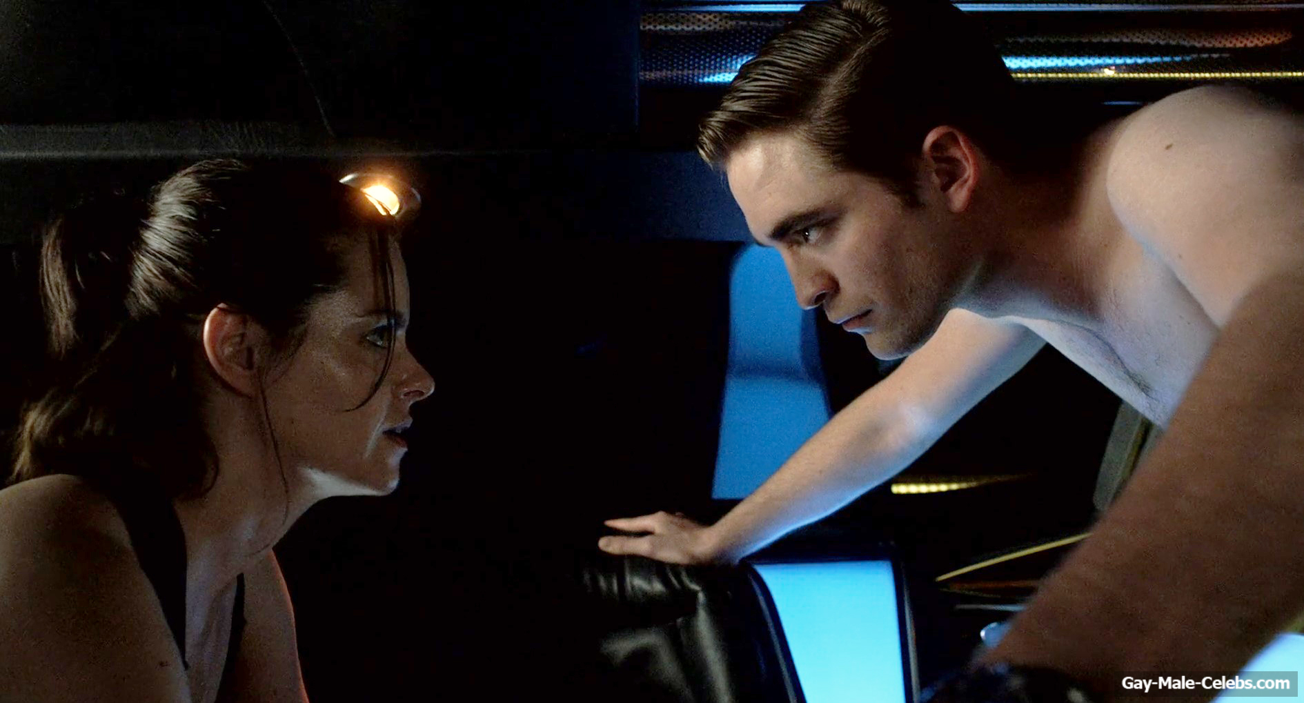 Robert Pattinson sexy in Cosmopolis