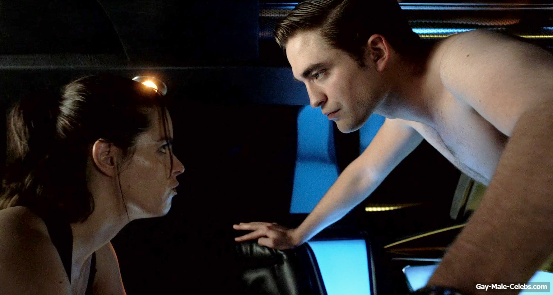 Robert Pattinson sexy in Cosmopolis