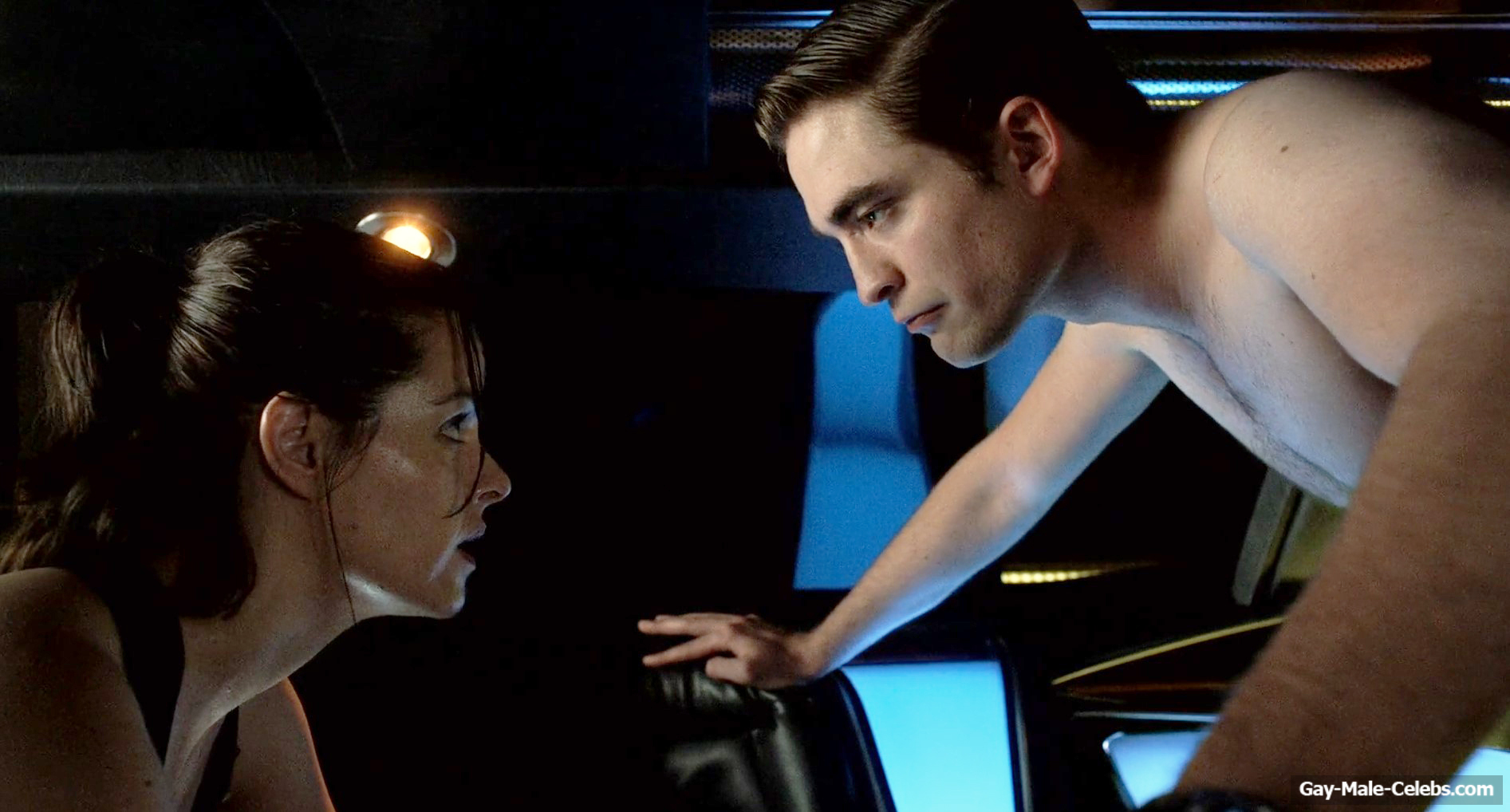 Robert Pattinson sexy