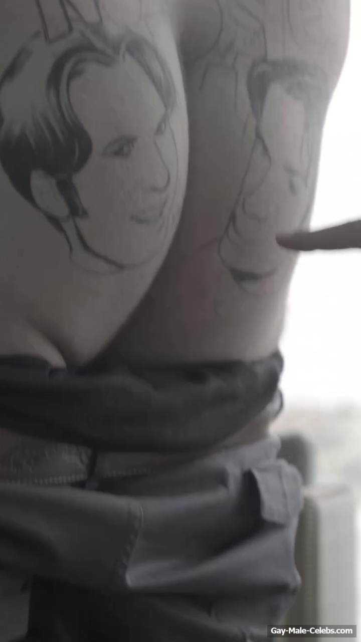 Teddy Swims naked ass