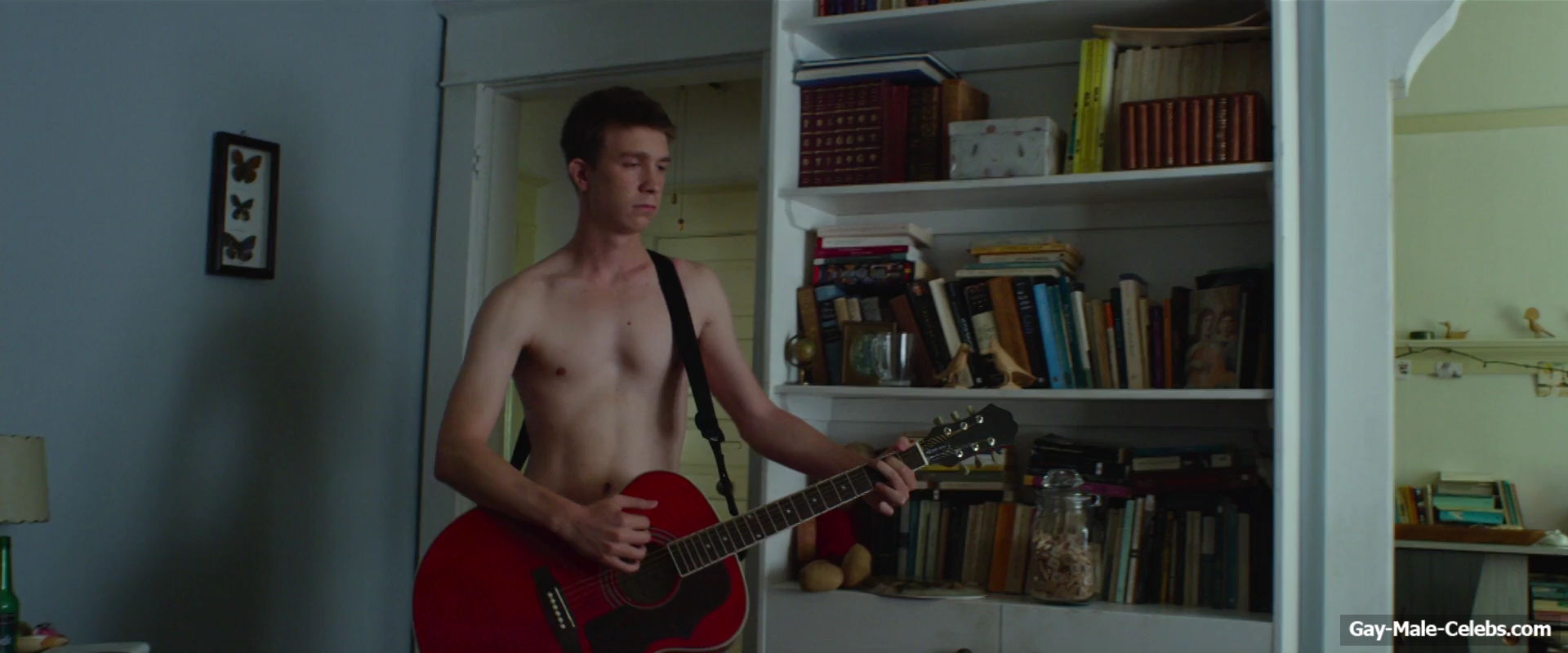 Thomas Mann nude in Brain on Fire