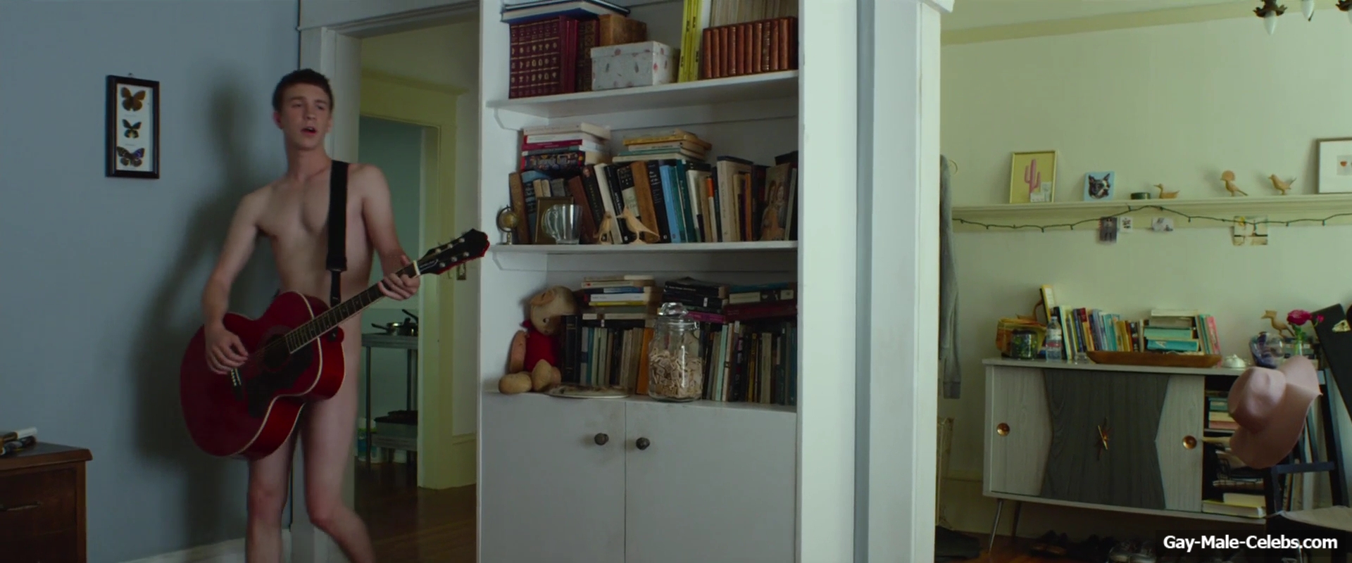 Thomas Mann nude in Brain on Fire