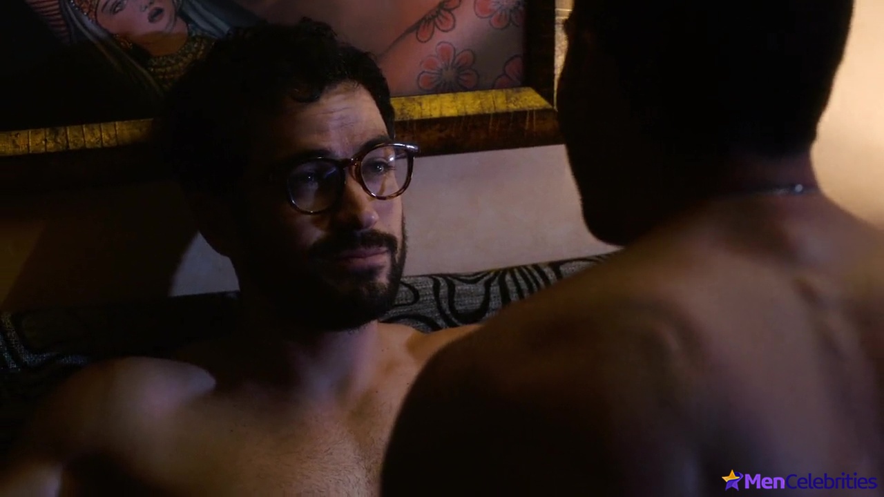 Alfonso Herrera nude scenes