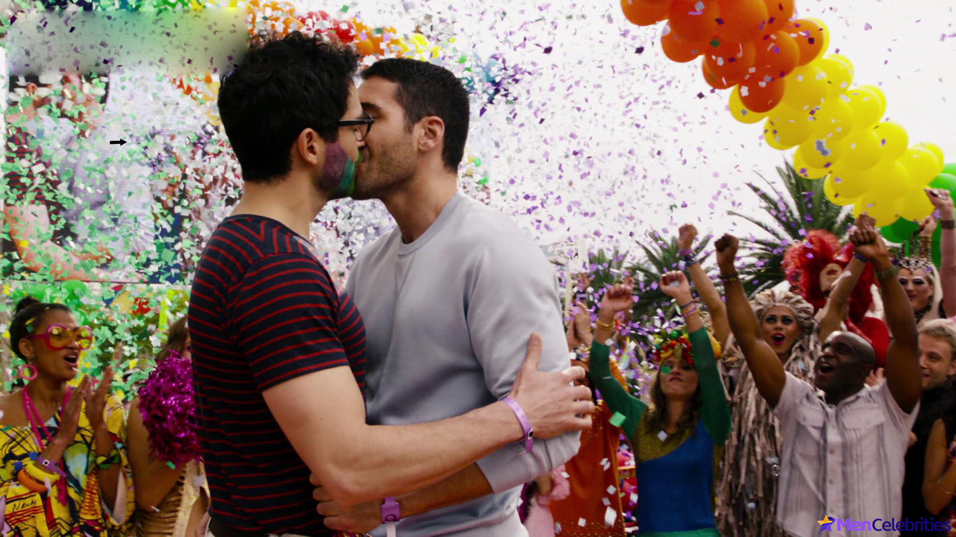 Alfonso Herrera nude scenes