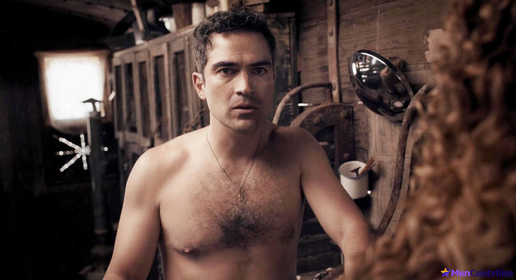 Alfonso Herrera nude scenes