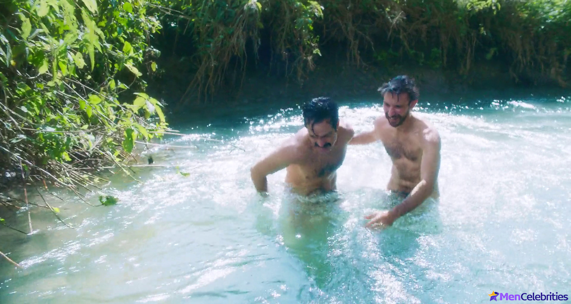 Alfonso Herrera nude scenes