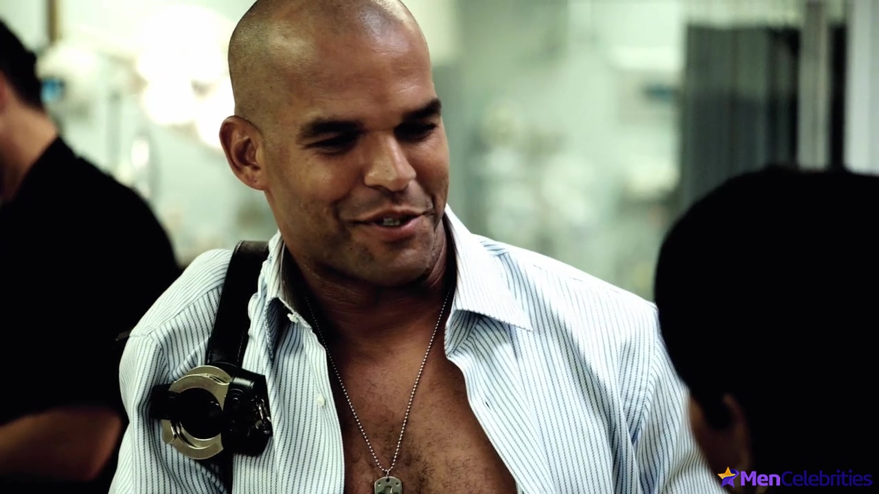 Amaury Nolasco nude scenes