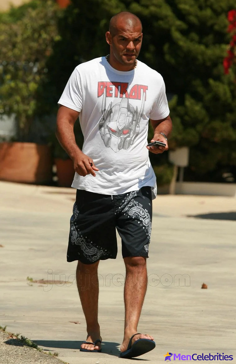 Amaury Nolasco shirtless pics
