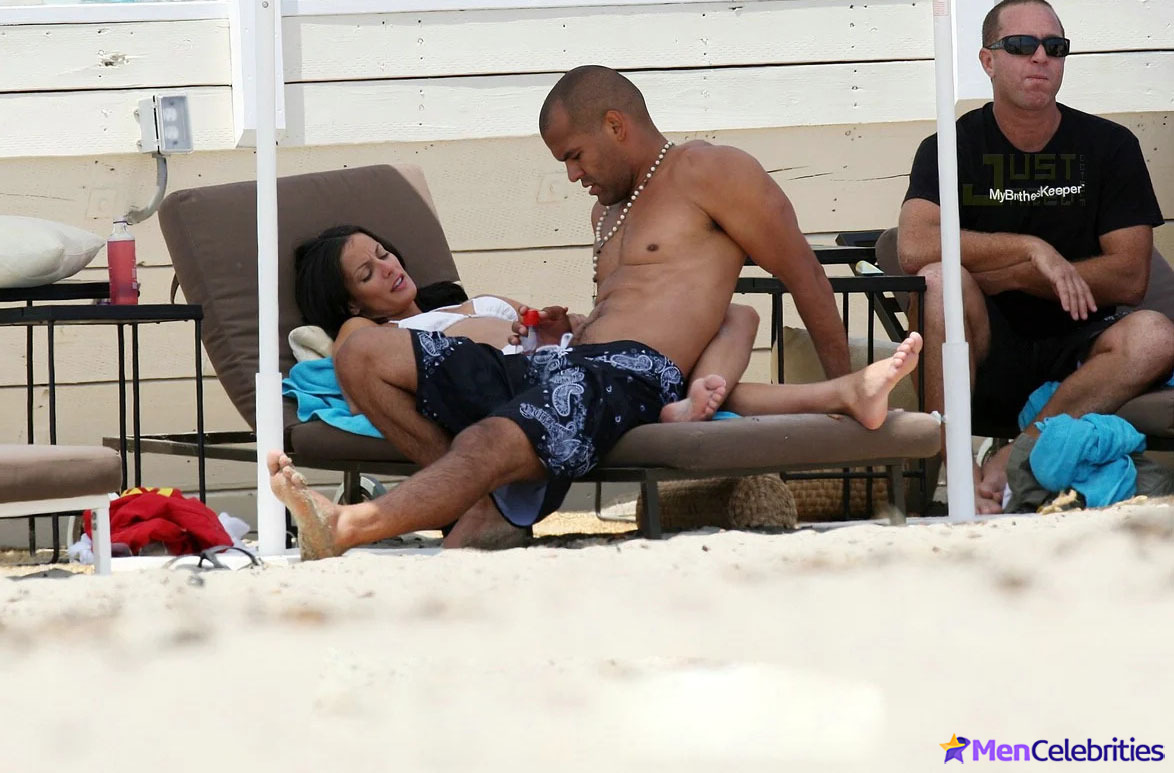 Amaury Nolasco shirtless pics