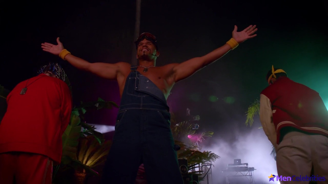 Amaury Nolasco nude scenes