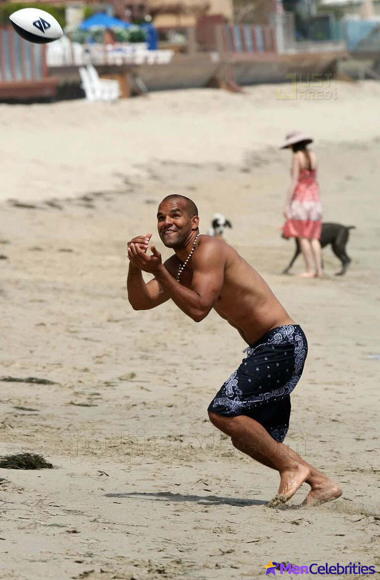 Amaury Nolasco shirtless pics