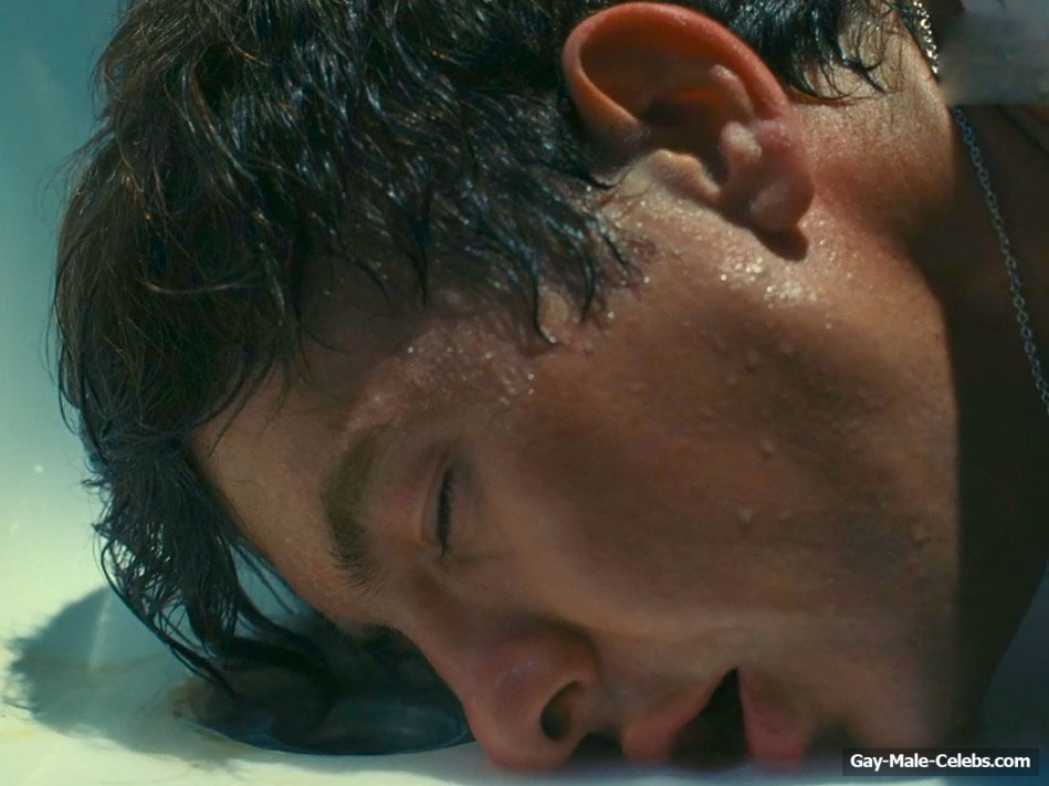 Barry Keoghan nude in Saltburn