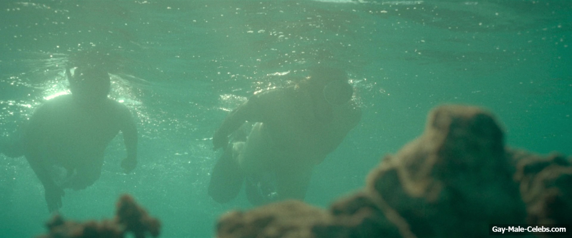 Billy Zane nude in Waltzing With Brando