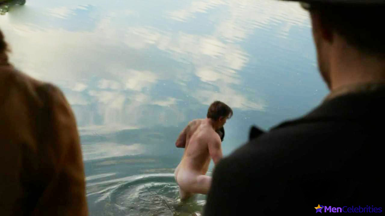 Cullen Moss nude pics