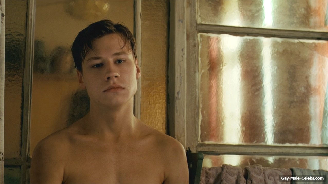 David Kross nude in The Reader