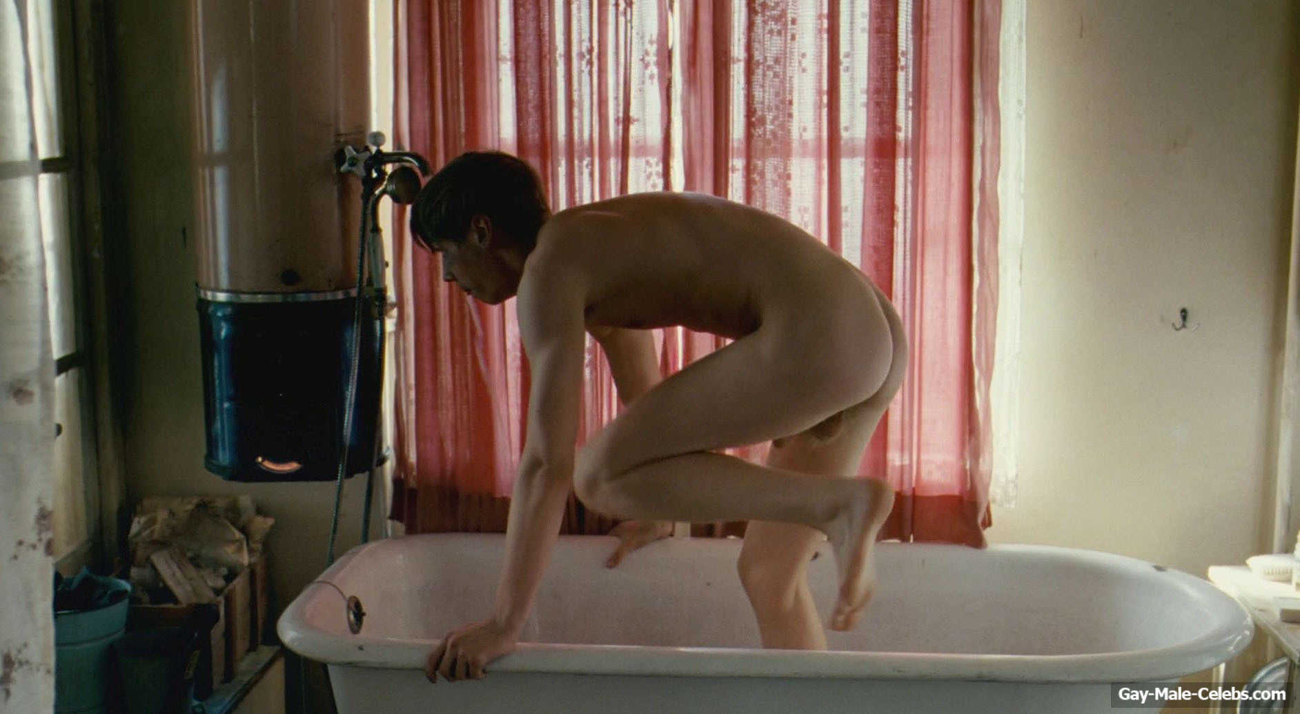 David Kross nude in The Reader