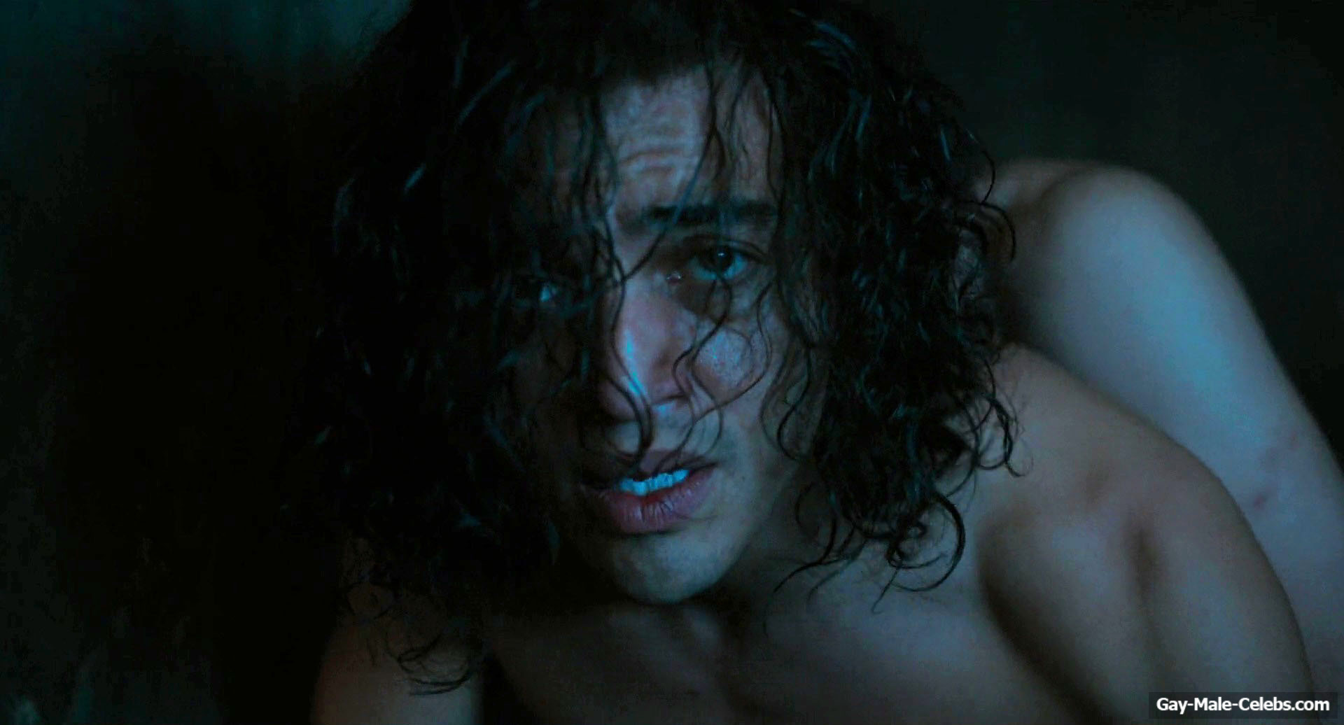 Diego Luna gay sex in Kiss Of The Spider Woman