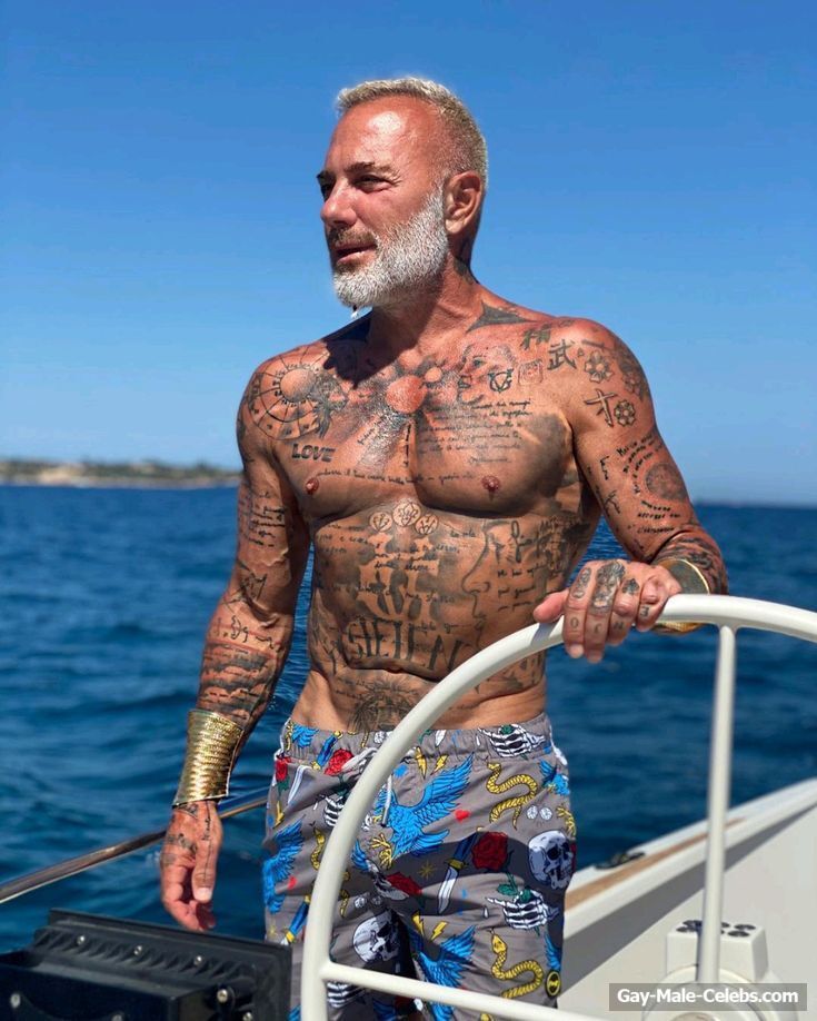 Gianluca Vacchi nude pics