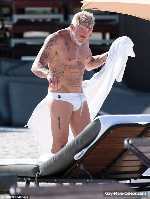 Gianluca Vacchi nude pics