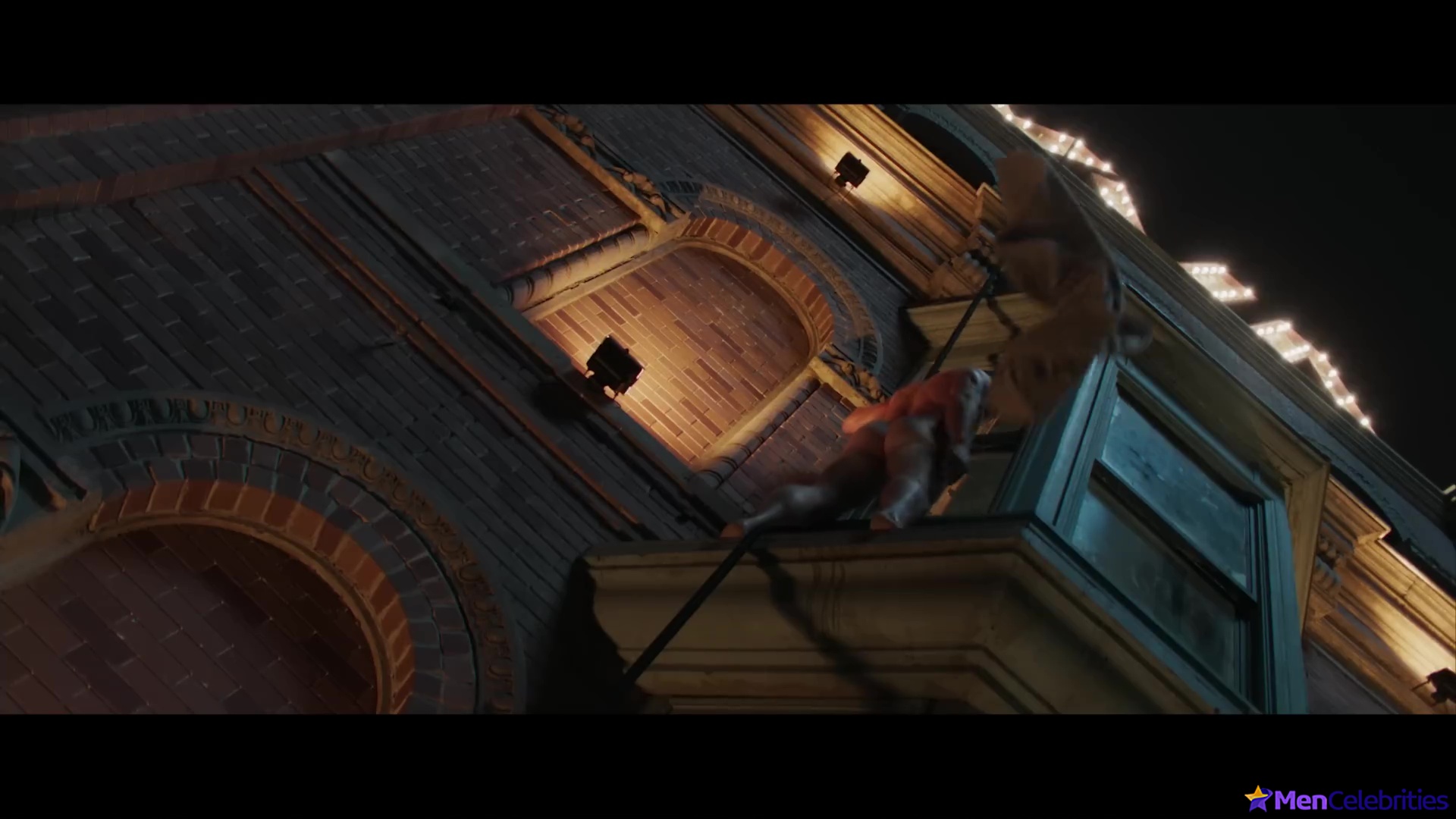 Glen Powell nude in The Running Man BTS