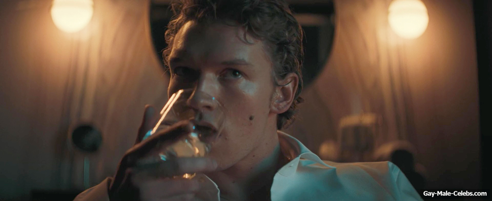 Hudson Williams nude in Heated Rivalry