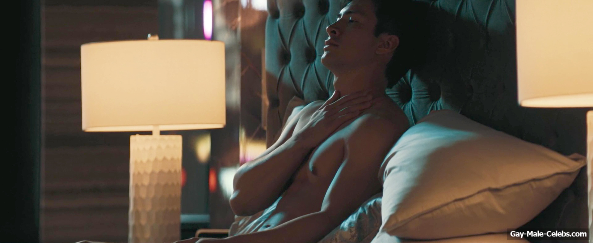 Hudson Williams nude in Heated Rivalry