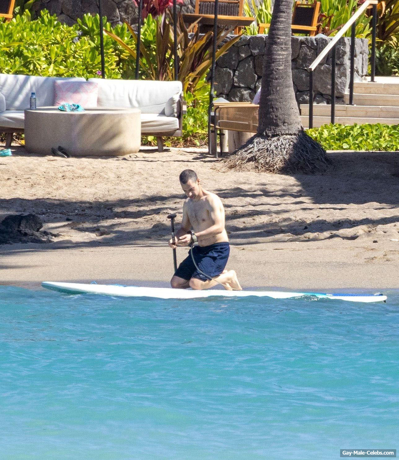 Jack Antonoff shirtless pics