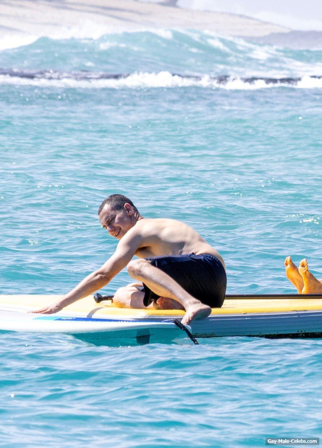 Jack Antonoff shirtless