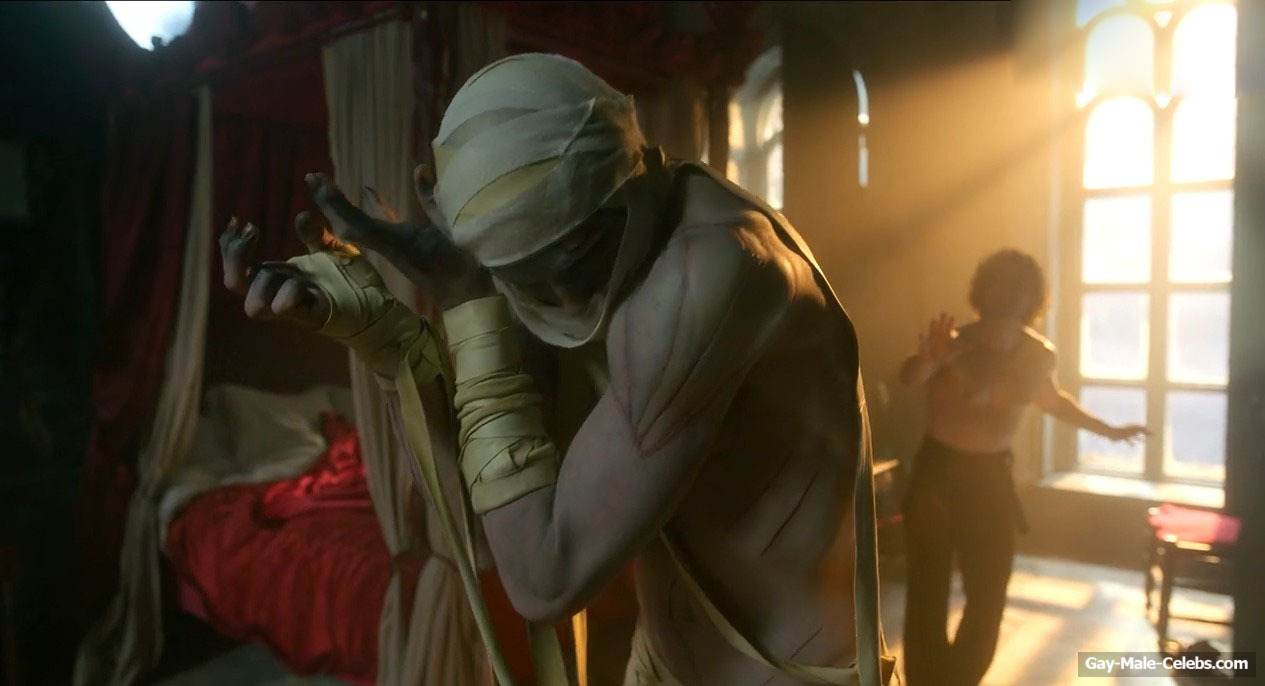 Jacob Elordi shirtless in Frankenstein